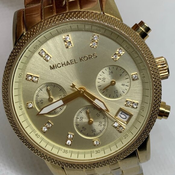 Michael Kors Women MK5676 date Chronograph Gold Tone Quartz 37mm 7” running - Picture 3 of 9